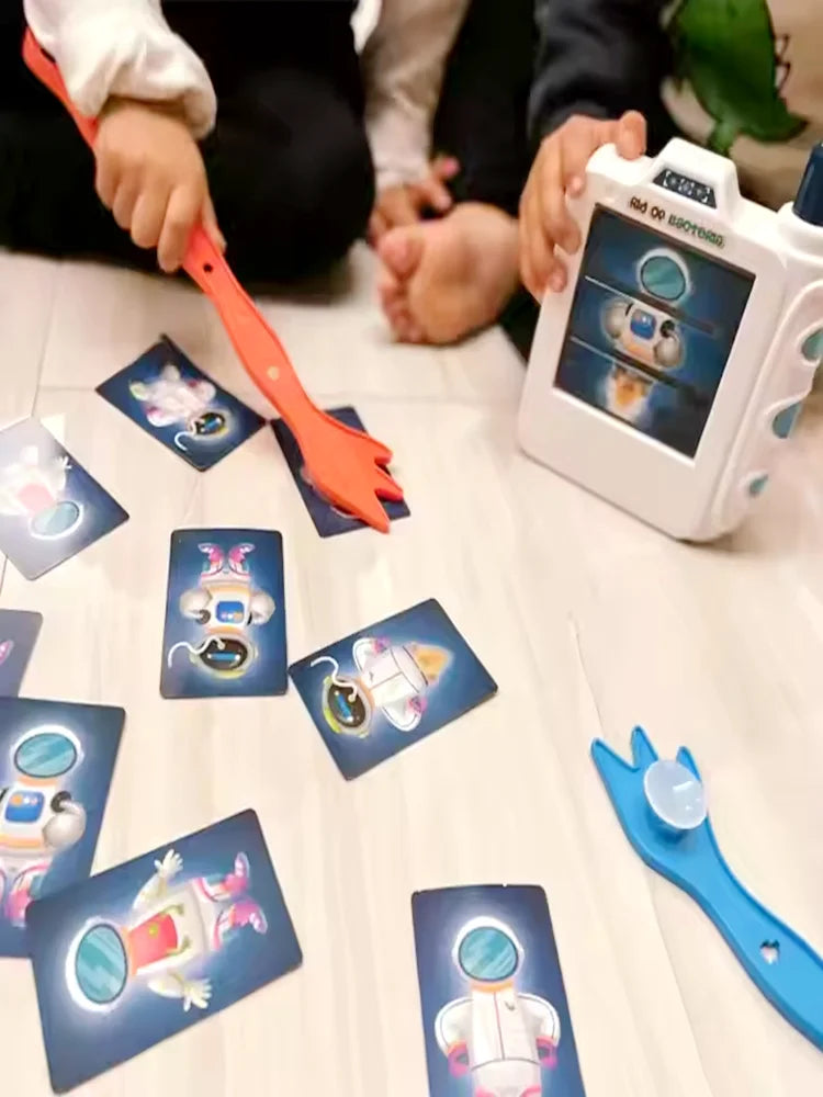 Family Game Hunting Monster Card Space Catcher Camera Puzzle Toy Brain Hand Eye Training Interesting Tabletop Game 2-4 Players