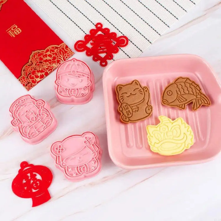 KX4B 6pcs New Year Plastic Baking Mold Kitchen Biscuit Cookie Cutter Pastry Plunger 3D Die Fondant Cake Decorating Tools
